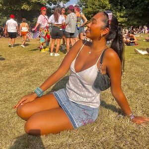 Meet your Posher, Asia